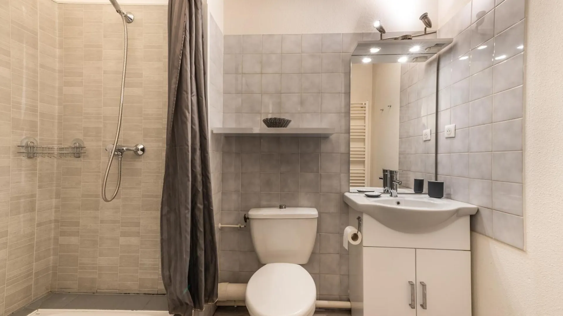 Residence Cybele, Studio Etage 0 Proche Centre Du Village Brides-les-Bains France
